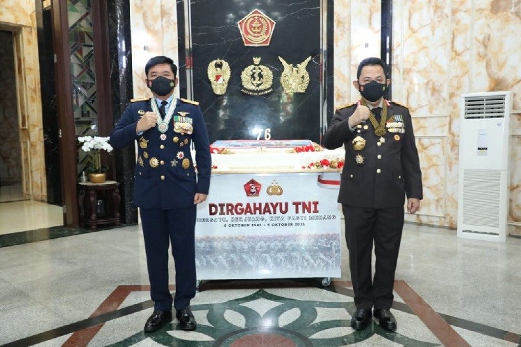 tni1.jpg