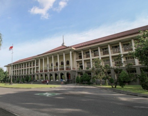 ugm8.jpg