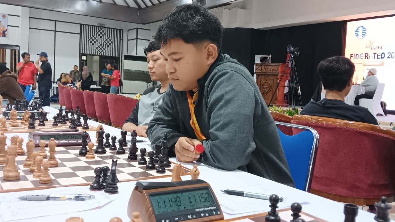 CM Fabian Rebut Posisi Puncak Turnamen JAPFA FIDE Rated 2025