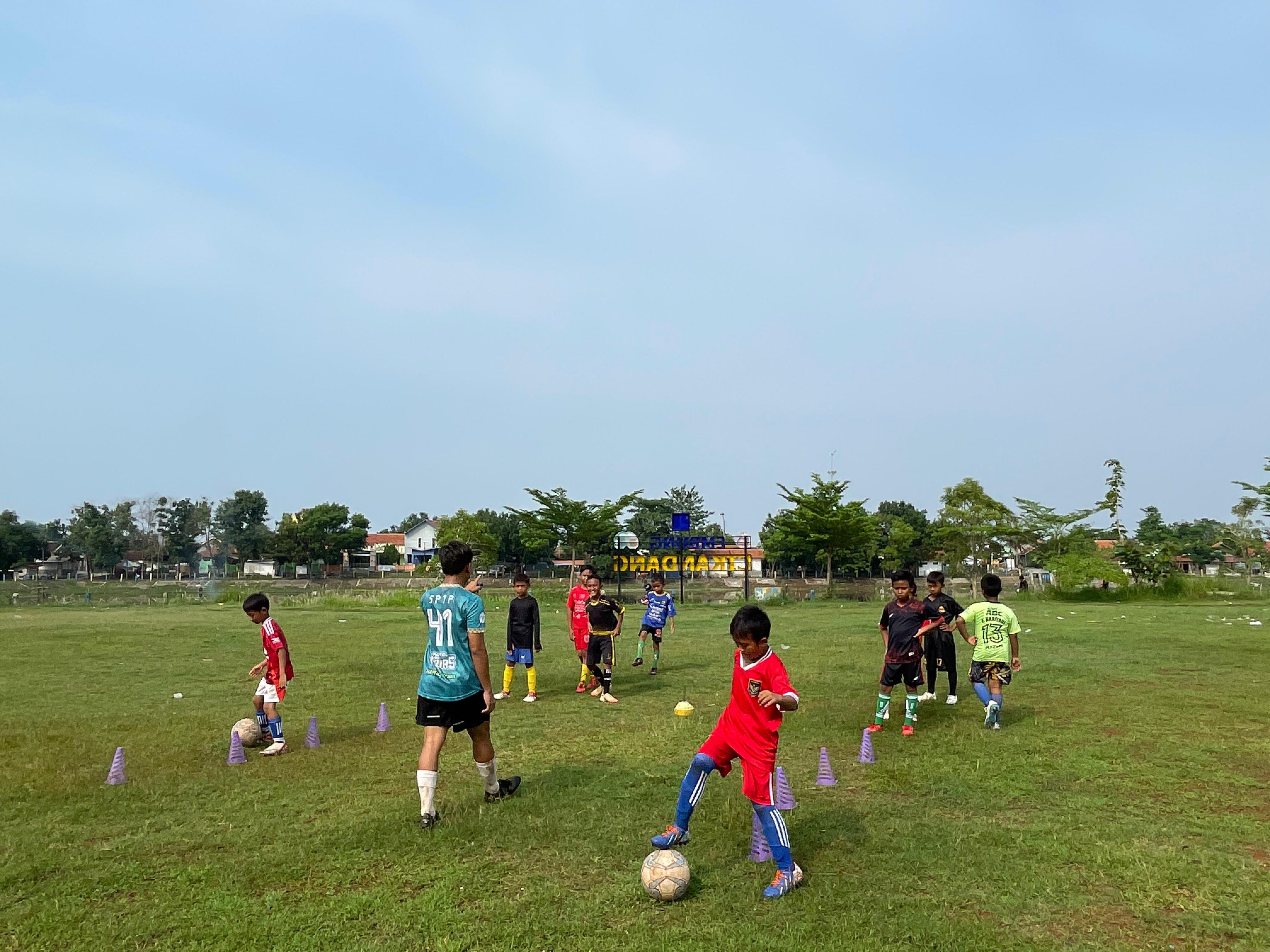 SSB Cikandang Gelar Latihan Sepak Bola, Gali Potensi Tim di Usia Dini