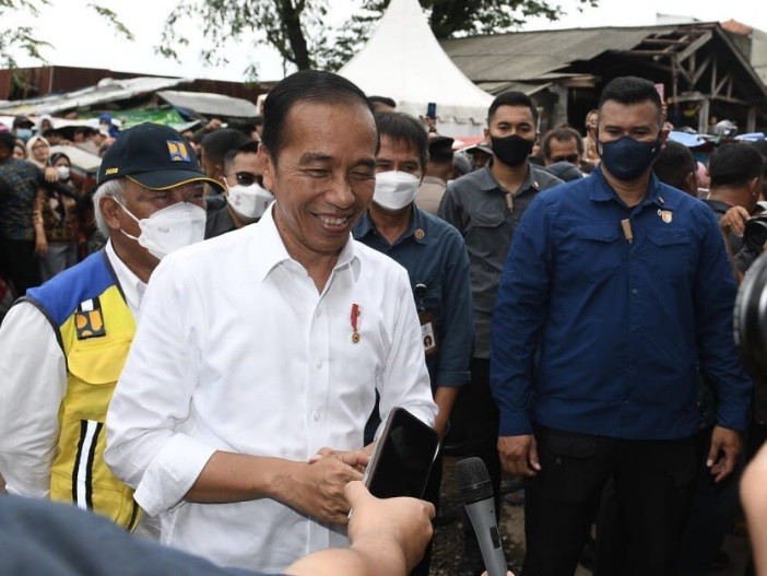 Rencana Larangan Penjualan Rokok Batangan, Presiden: Untuk Kesehatan Masyarakat