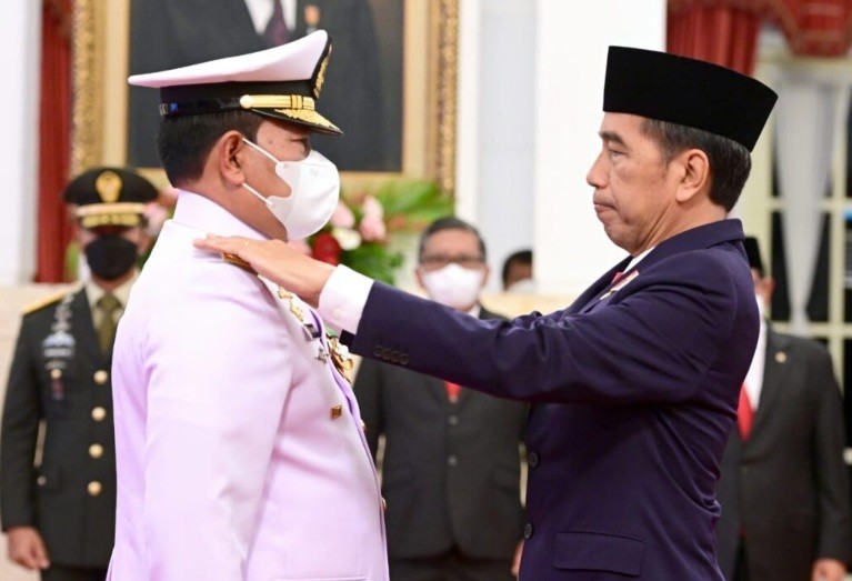 Presiden Lantik Yudo Margono sebagai Panglima TNI