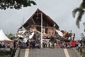 Gempa 6,2 Magnitudo Guncang Majene, Kantor Gubernur Sulbar Roboh 