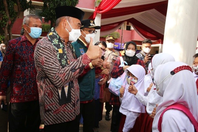 Vaksinasi, Lebih Percaya Diri Hadapi Tatap Muka di Sekolah